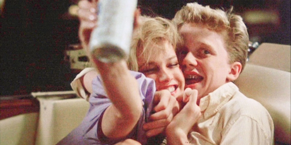 Lass uns über diese Vergewaltigungen lachen