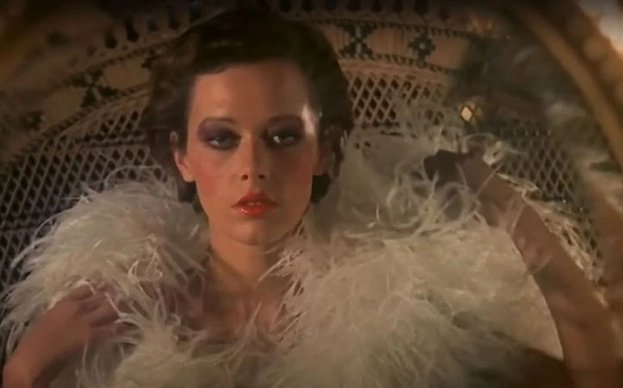 Emmanuelle, o porno suave disfrazado de liberación feminista