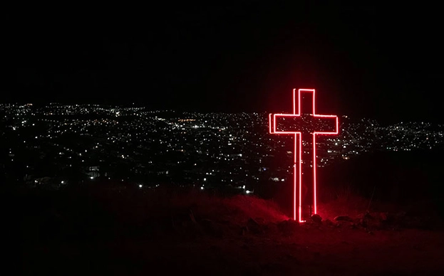 Iglesia y homosexualidad, de los ‘pactos de hermanamiento’ a la muerte por castración y la terapia de reconversión 