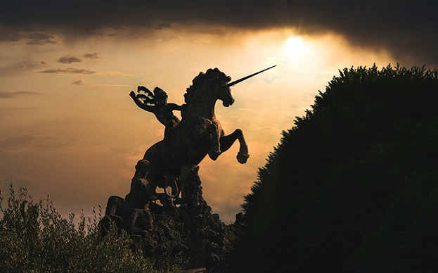 Mosca española, pulmón de buitre y polvo de unicornio: los afrodisíacos más bizarros de la historia