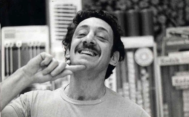 Harvey Milk: "Si una bala atraviesa mi cerebro, dejad que destruya las puertas de todos los armarios” 